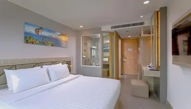 Clarian Beach Patong