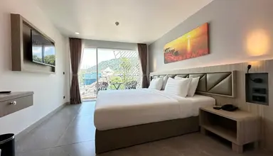 Clarian Beach Patong