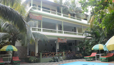 Classic De Ever Green Resort