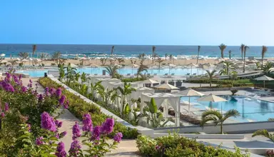 Cleopatra Sidi Heneish