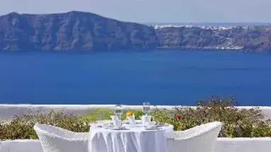 Cliff Side Suites