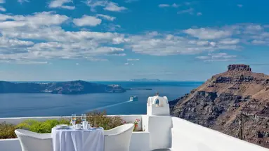 Cliff Side Suites