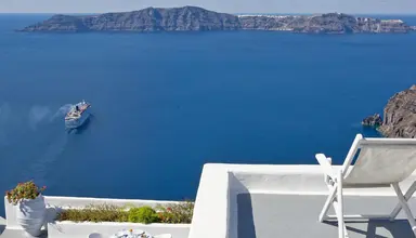 Cliff Side Suites