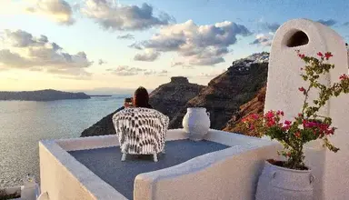 Cliff Side Suites