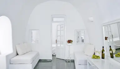 Cliff Side Suites