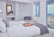 Cliff Side Suites