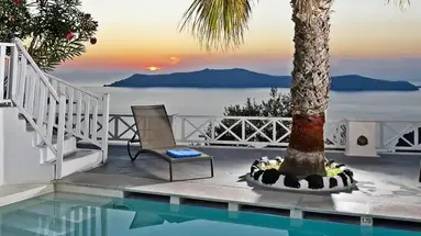 Cliff Side Suites