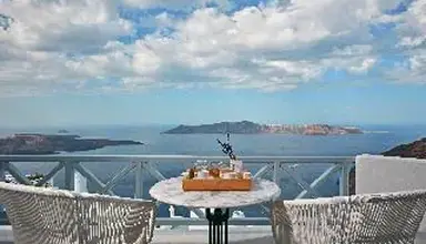 Cliff Side Suites