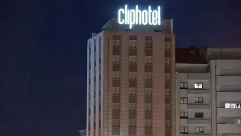 Hotel Clip