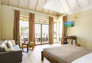 Clove Island Essence & Spa