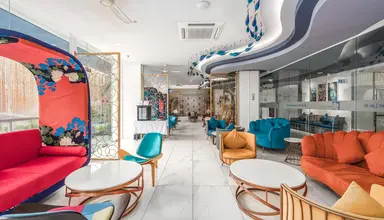 Clover Patong