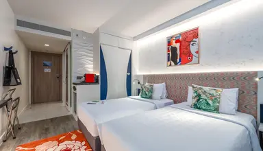 Clover Patong