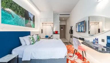 Clover Patong