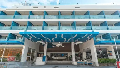 Clover Patong