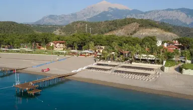 Club Akman Beach