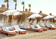 Club Aqua Plaza