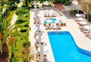 Club Aqua Plaza