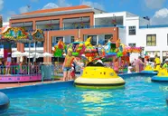 Club Aqua Plaza