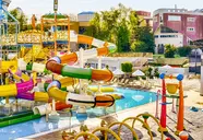 Club Aqua Plaza
