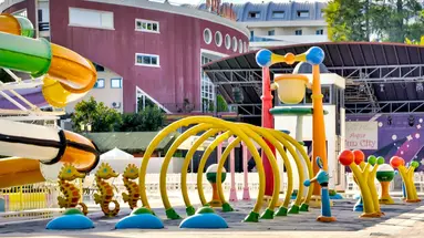 Club Aqua Plaza