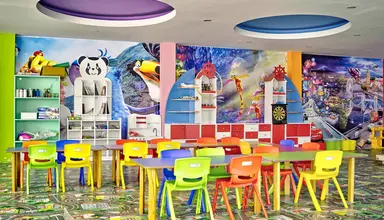 Club Aqua Plaza