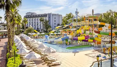 Club Aqua Plaza