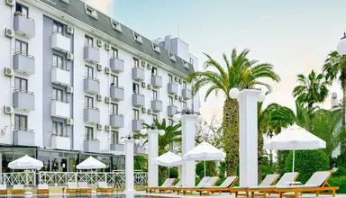 Club Aqua Plaza