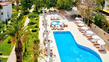 Club Aqua Plaza
