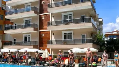 Club Bayar Beach