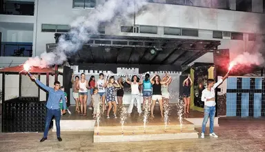 Club Bayar Beach