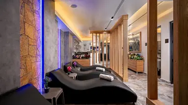 Club Big Blue Suite
