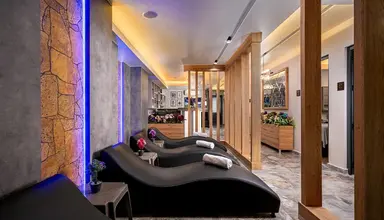 Club Big Blue Suite