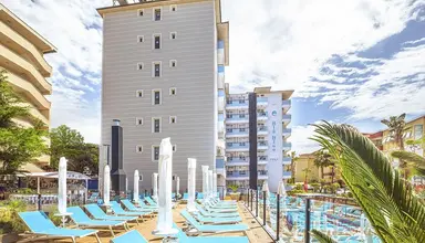 Club Big Blue Suite