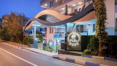 Club Big Blue Suite