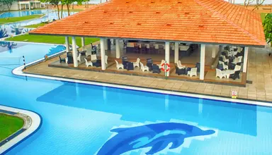 Club Dolphin