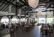 Club Dolphin