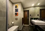 Club Dolphin