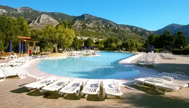 Club Esse Palmasera Resort