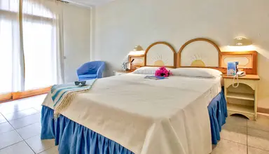 Club Esse Posada Beach Resort