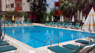 Club Family Garden