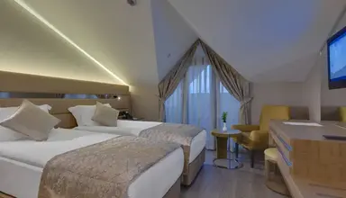 Club Grand Aqua