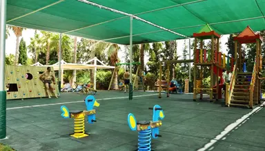 Club Grand Side
