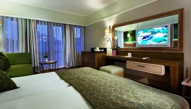 Club Grand Side