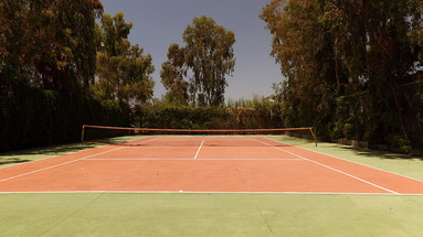 Club Gunes Garden