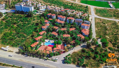 Club Gunes Garden