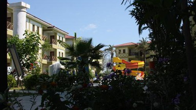 Club Lagonya Garden