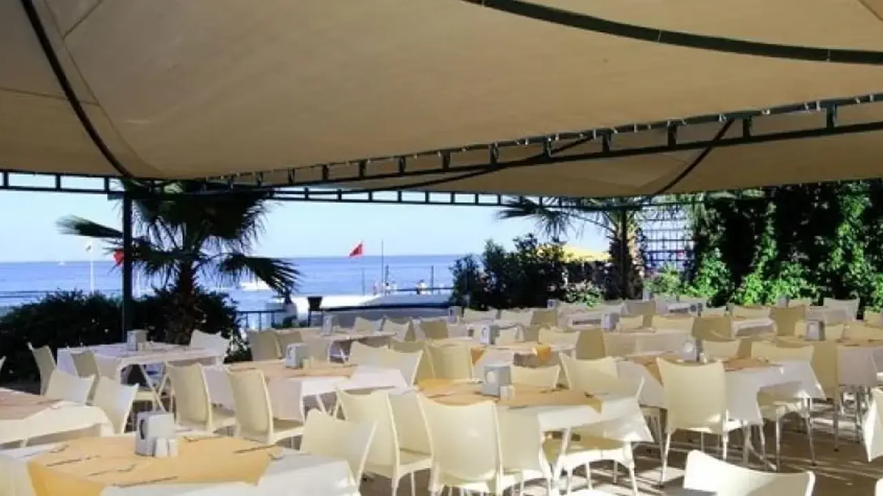 Club Marakesh Beach