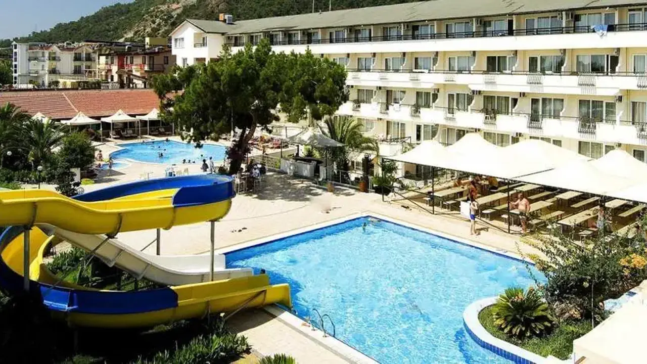 Club Marakesh Beach
