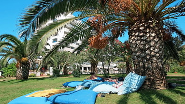 Club Maxima Bay