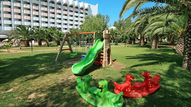 Club Maxima Bay